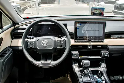 2026 Toyota RAV 4 — фото 11