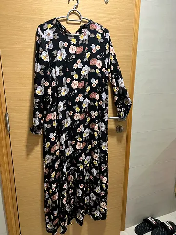Floral dress size uk 10 (Medium)