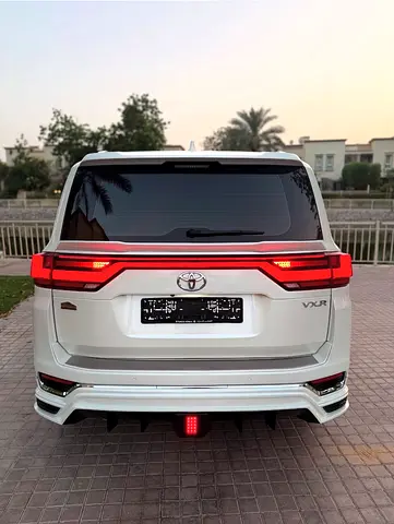 2025 Toyota LAND CRUISER 照片 4