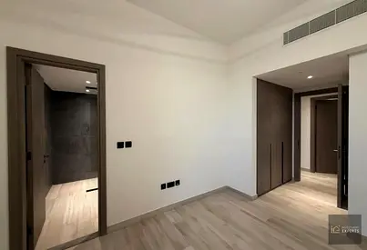 2 BR | ELEGANT AND SPACIOUS | VACANT NOW