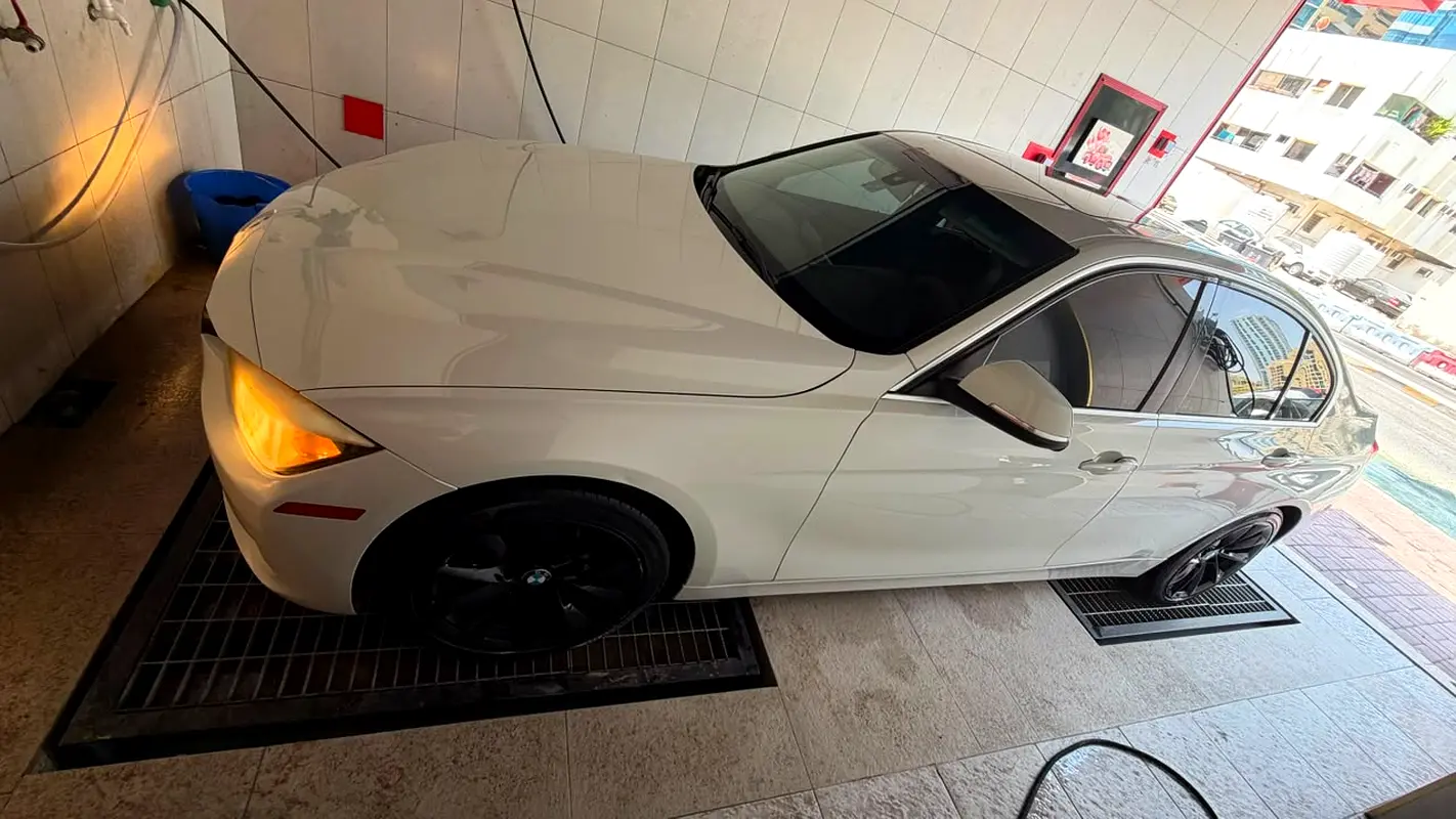 BMW 3-Series 2014 — photo 1 of 9