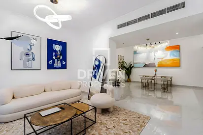 Fully Upgraded | Spacious and Bright | BLVD View