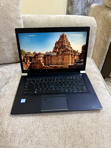 UltraSlim Toshiba Tecra X40 D- Intel Core i7-7600U Touchscreen Ram 8GB 256 SSD Storage Windows 10