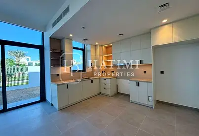 Exclusive | Single Row | Vacant | Landscaped