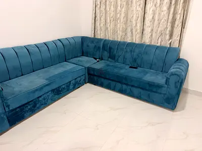L-shaped velvet corner sofa - teal blue, good condition