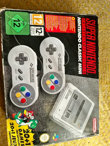 Super rare SNES mini 21 games + 2 controllers + 1 bluetooth controller