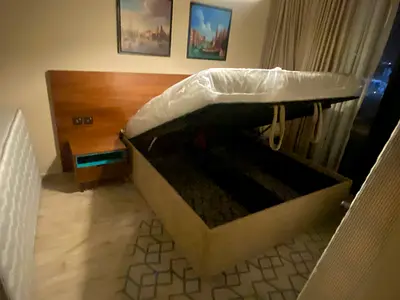 Storage Ottoman Base with Hydraulic Lift - Queen Size( only base)