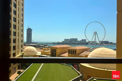 Dubai Ain view | Central location | Vacant