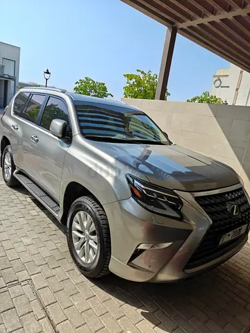 Lexus GX 460 Premier 2022 | GCC Specs | Low Mileage | Pristine Condition