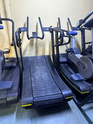 Technogym Skillmill Curved Manual Treadmill