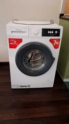 7kg Front Load Washing Machine - Working Condition