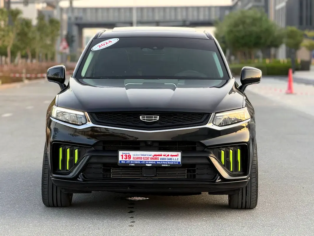 Geely Tugella 2024 — photo 1 of 20