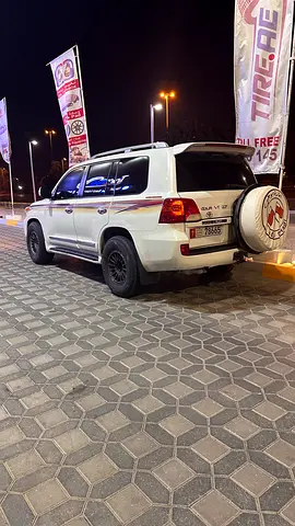 Pristine Toyota Land Cruiser GXR 2015 | GCC Specs | Well Maintained