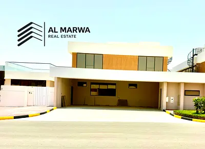 Luxury & Spacious 5-Master BR Spacious Kitchen With Driver & Maid Big Separate Majlis Big Hall Big