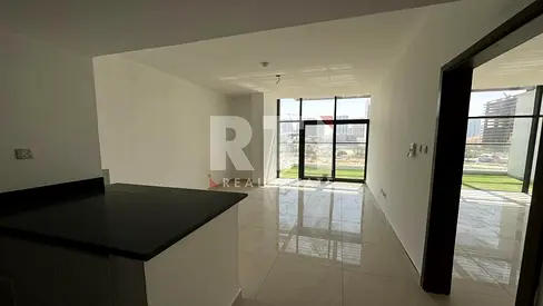 Stunning 1Br | Ready to Move In | Near Mall