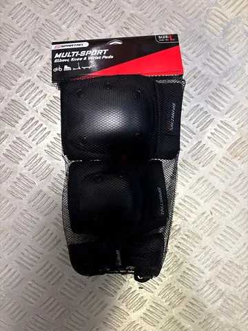 Roller sports safety gear set size large