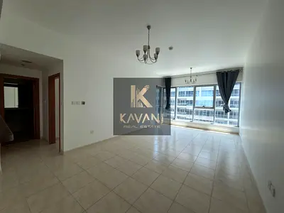 Attractive 1BR | Strong Rental Potential | Freehold