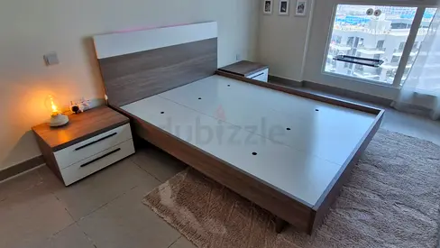 Queen Bed