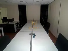 FITTED OFFICE I FURNISHED I WITH TOILET AND PANTRY