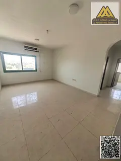 Master bedroom | Central air conditioning | Spacious area | Distinctive view | Balcony