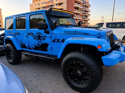 2017 4x4 V6 3.6L Jeep Wrangler Sahara