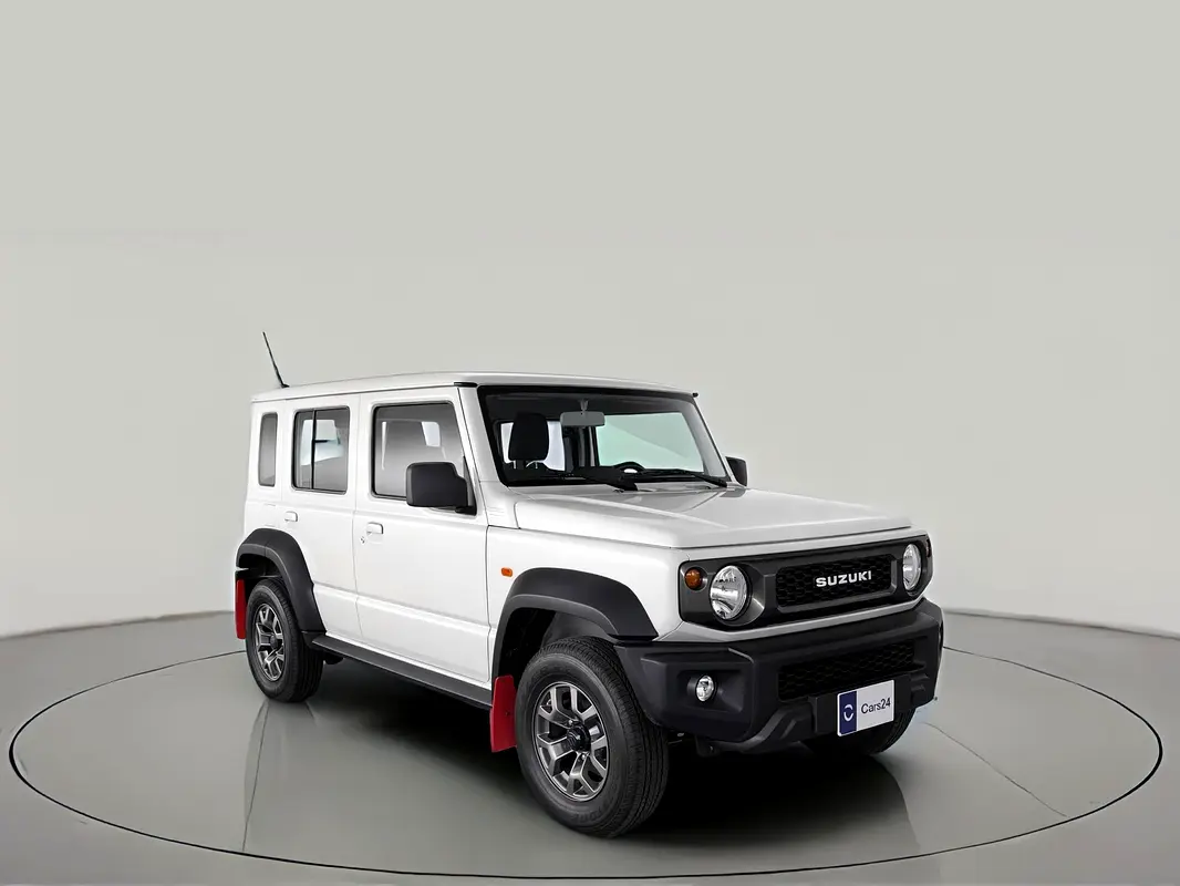 Suzuki Jimny 2024 — photo 1 of 13