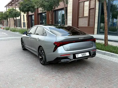 صورة 4 لـ 2025 KIA K5