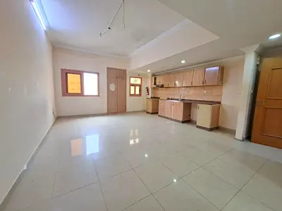 Spacious studio near school area old Muwaileh sharjah rent 25k