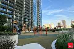 Modern Apt | Prime Location | High floor