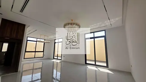فيلا للبيع بتلال اطلاله رائعه ومساحات كبيره وسعر مميز جدا اغتنم الفرصه وبلاش نقول ياريت