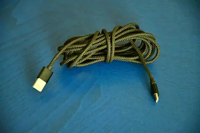 Nylon braided charging cable # 2 meters (6.6 ft) for iPhone