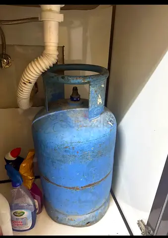 Gas cylinder