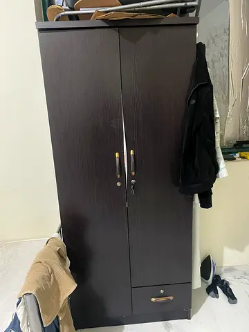 Double door cupboard  in khalidiyah