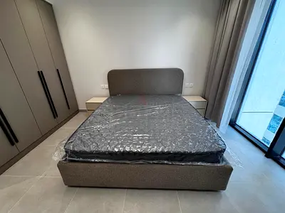 King bed with mattress