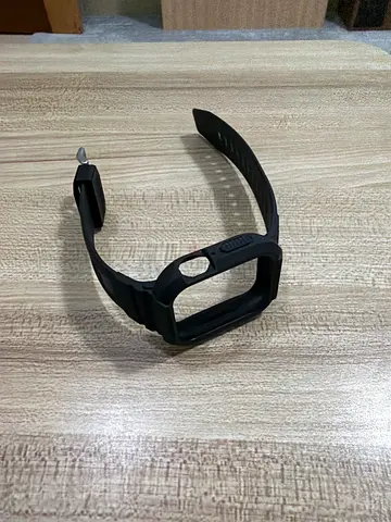 Original Spigen Rugged Strap from Apple Watch 45mm Series 8