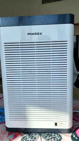 PINREK Air Purifier / Dehumidifier Unit - Good Working Condition