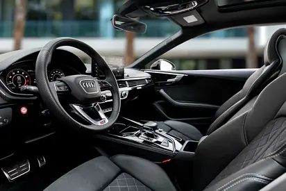 صورة 9 لـ 2024 AUDI RS5