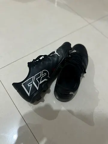 PUMA Football Boots