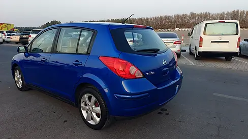 صورة مصغرة 7 لـ 2012 Nissan TIIDA