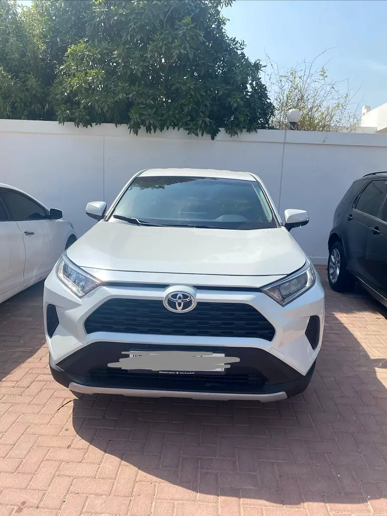 Toyota Rav 4 2024 — photo 1 of 12