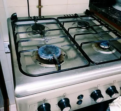 Urgent sale cooking range
