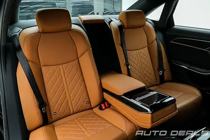 صورة مصغرة 17 لـ 2022 AUDI S8