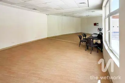 Bright Studio| Large Layout | Community View