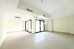 🏡 For Sale | 3-Bedroom Townhouse in Sharjah Sustainable City