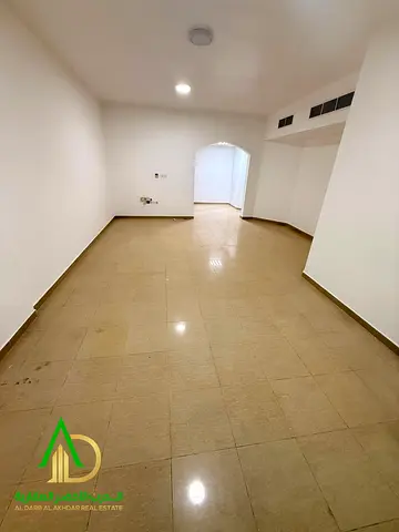 Distinctive view + close to all exits and amenities + prime location + spacious area.