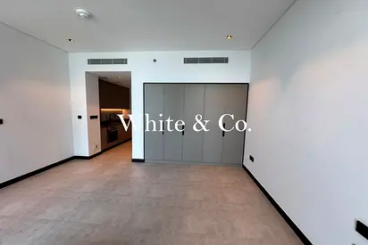 Unfurnished Unit | Studio | Available now