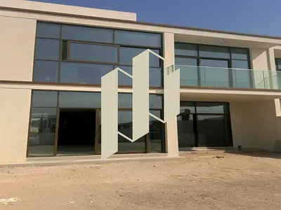 Elegant 3BR+Maid's | Premium Amenities | Prime Location
