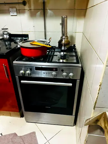 PHILIPS TV SUPERGENAREL WASHING MACHINE, FRIDGE SHARP , COOCKING RANGE , DINING TABLE WITH ETC