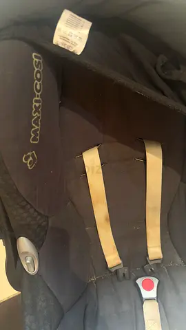 Maxi-Cosi Infant Car Seat (used) - Black