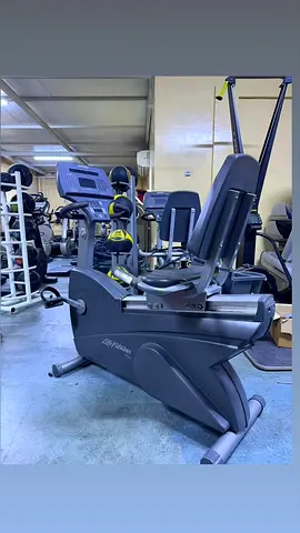 Life Fitness Recumbent Exercise Bike